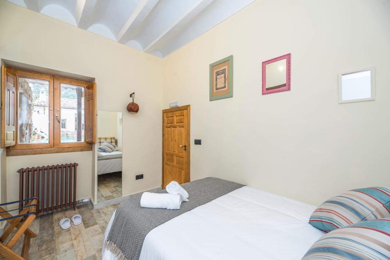 Manuel De La Capilla Hotel